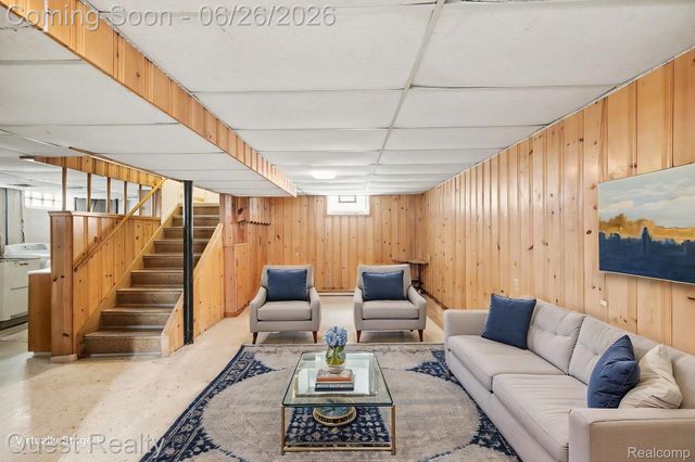 25074 Waldorf Street, Roseville, MI 48066