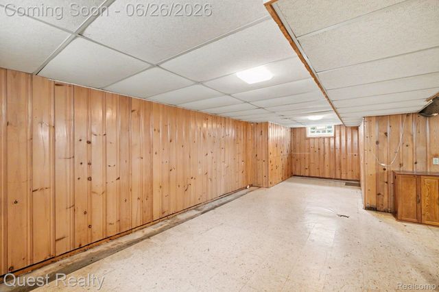 25074 Waldorf Street, Roseville, MI 48066