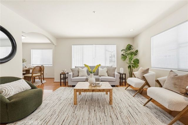 1097 S Marguerita C, Alhambra, CA 91803