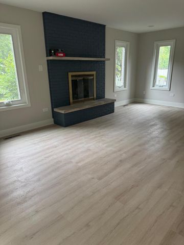 9759 Crimson Tree Lane, Munster, IN 46321