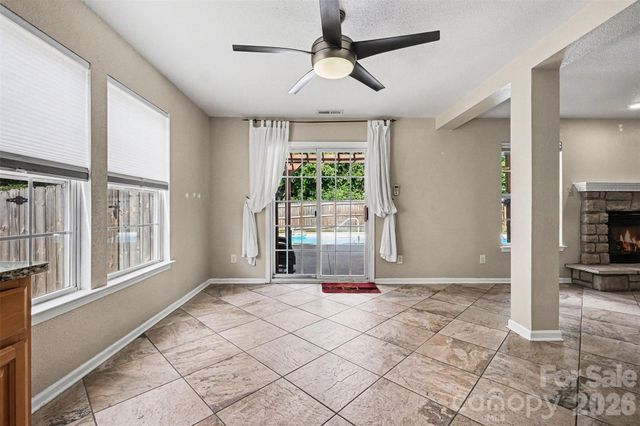 5671 Hammermill Drive, Harrisburg, NC 28075