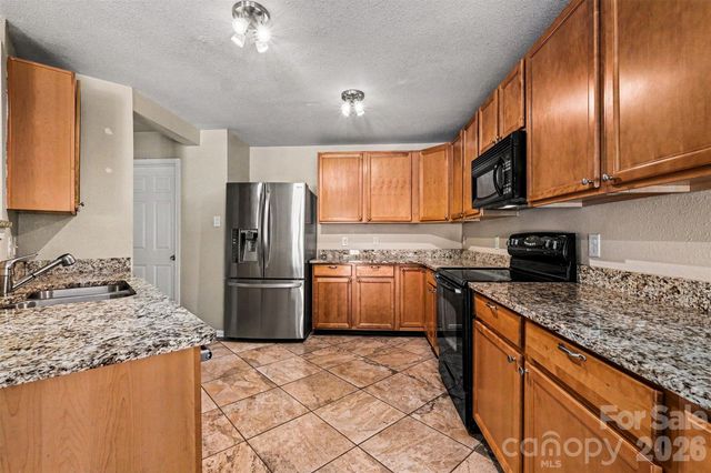 5671 Hammermill Drive, Harrisburg, NC 28075