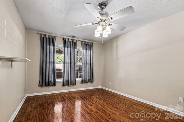 5671 Hammermill Drive, Harrisburg, NC 28075