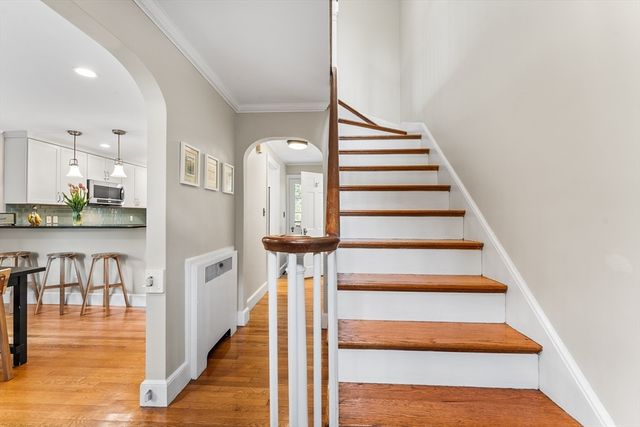 11 Crehore Rd, Boston, MA 02467