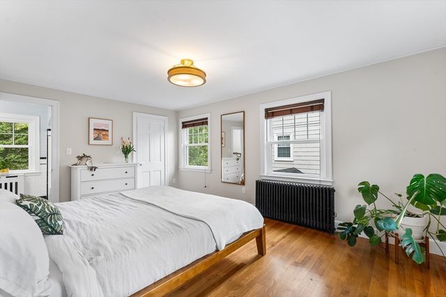 11 Crehore Rd, Boston, MA 02467