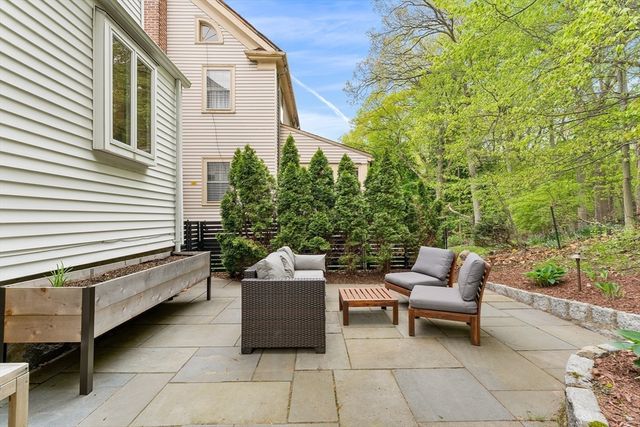 11 Crehore Rd, Boston, MA 02467