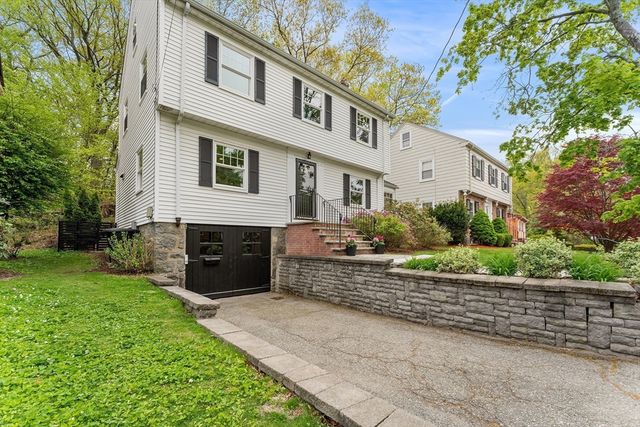 11 Crehore Rd, Boston, MA 02467