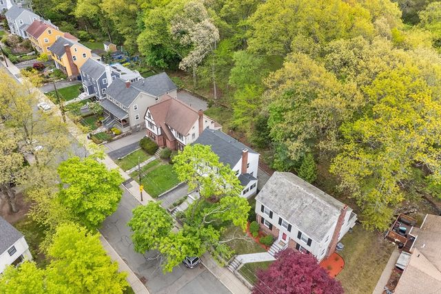 11 Crehore Rd, Boston, MA 02467