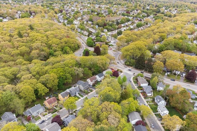 11 Crehore Rd, Boston, MA 02467