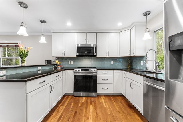 11 Crehore Rd, Boston, MA 02467