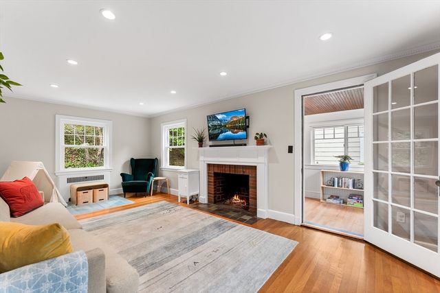 11 Crehore Rd, Boston, MA 02467