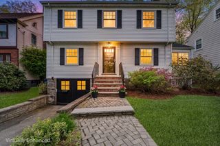11 Crehore Rd, Boston, MA 02467