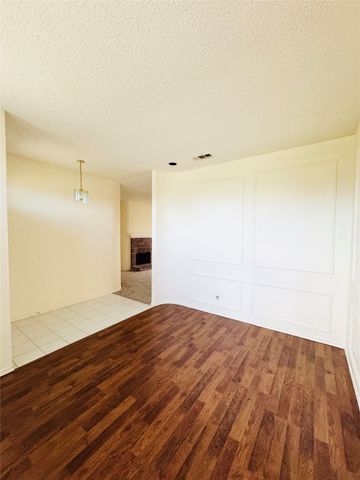 716 Elm Falls Place, Mesquite, TX 75181