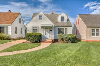 6006 Snow Road, Parma, OH 44129