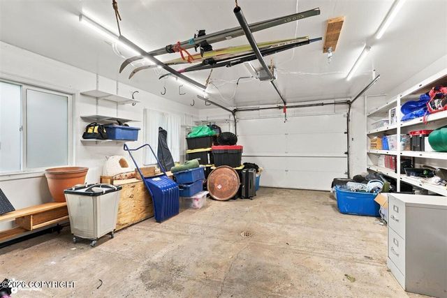 258 Hoyt Street, Anchorage, AK 99508