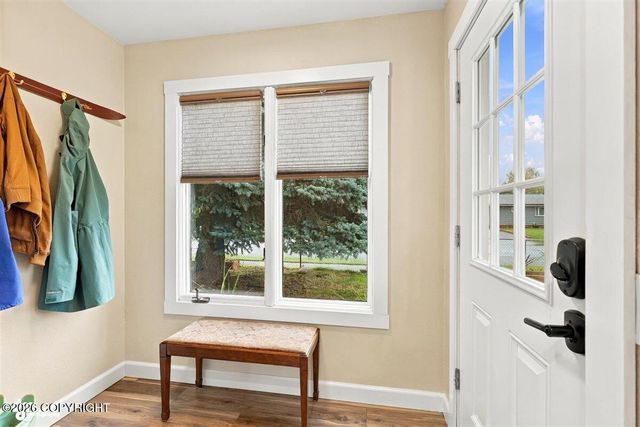 258 Hoyt Street, Anchorage, AK 99508