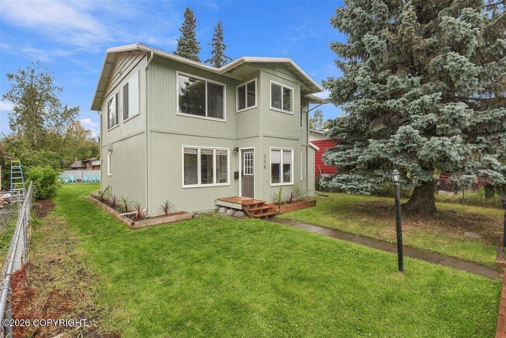 258 Hoyt Street, Anchorage, AK 99508