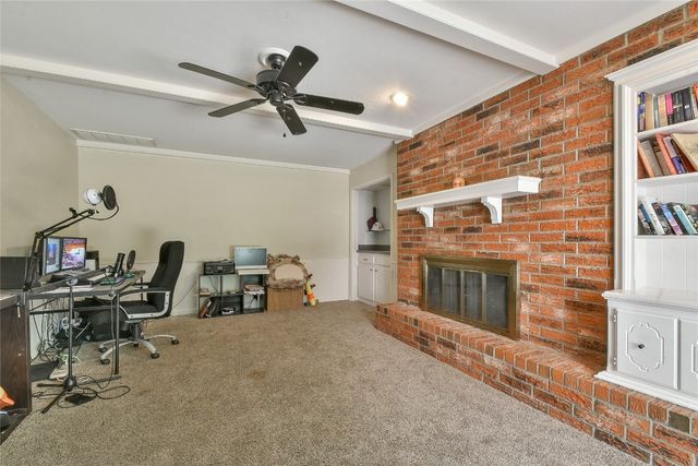 8800 Stoneleigh Court, Oklahoma City, OK 73132