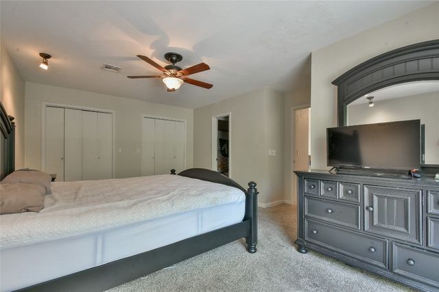 8800 Stoneleigh Court, Oklahoma City, OK 73132