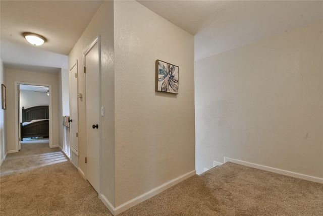 8800 Stoneleigh Court, Oklahoma City, OK 73132