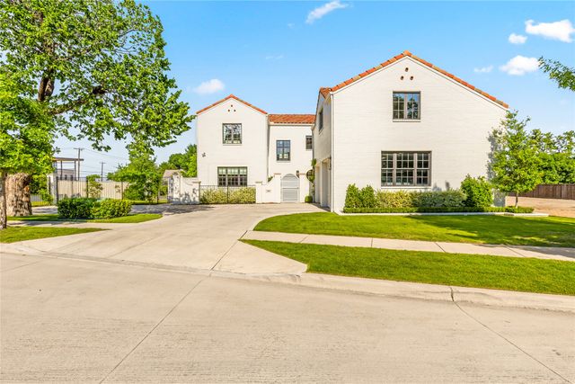 109 Pineland Place, Fort Worth, TX 76114