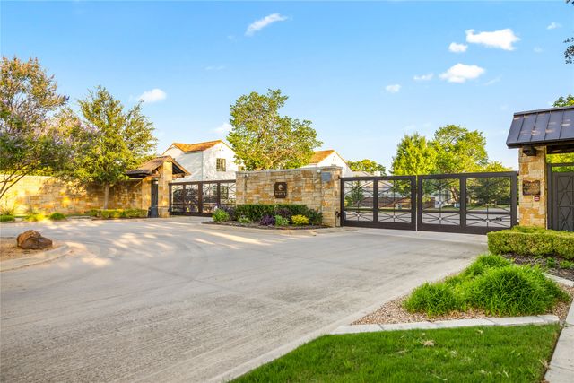 109 Pineland Place, Fort Worth, TX 76114