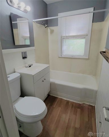 4428 Greenwich Village Avenue, Dayton, OH 45406