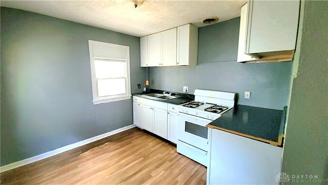 4428 Greenwich Village Avenue, Dayton, OH 45406