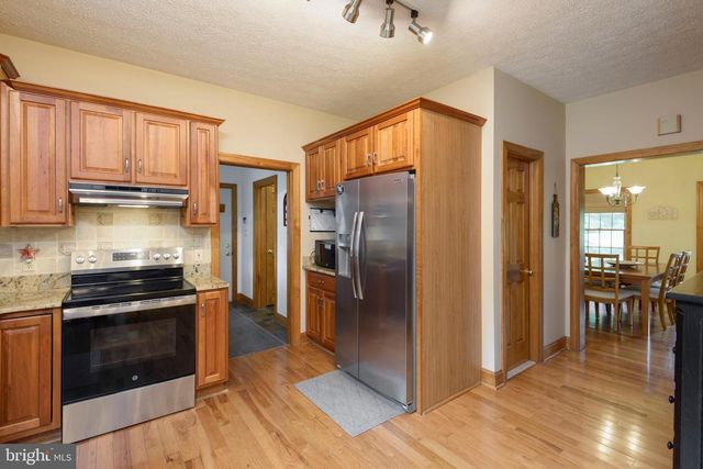 79 FAIRVIEW RD, Elkton, MD 21921