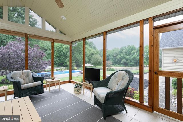 79 FAIRVIEW RD, Elkton, MD 21921