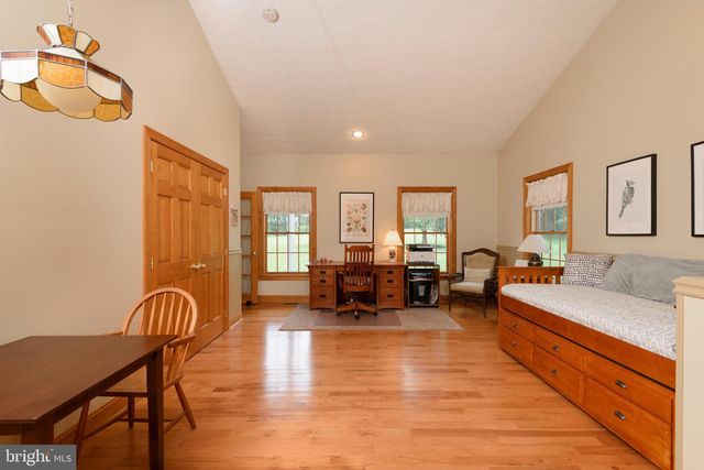 79 FAIRVIEW RD, Elkton, MD 21921