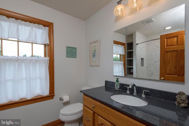 79 FAIRVIEW RD, Elkton, MD 21921