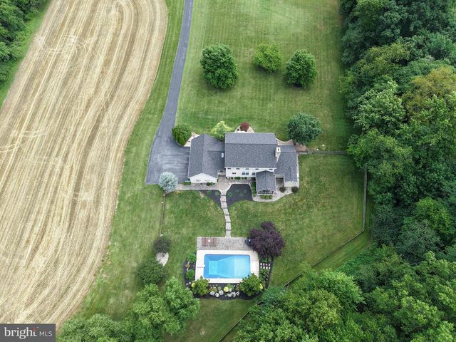 79 FAIRVIEW RD, Elkton, MD 21921