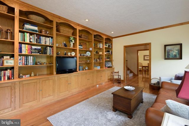 79 FAIRVIEW RD, Elkton, MD 21921