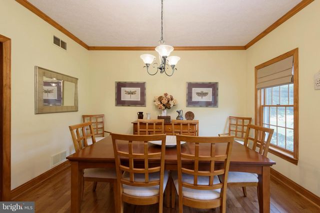 79 FAIRVIEW RD, Elkton, MD 21921