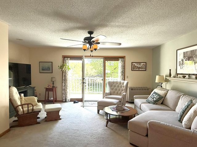104 Kingsbury Cir Unit 35, Derby, VT 05829
