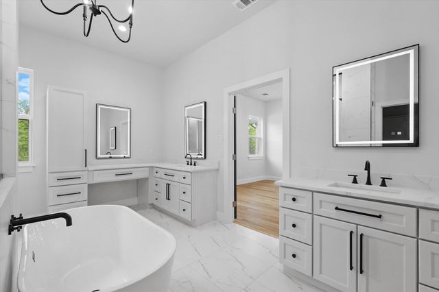178 Norman Drive, Canton, TX 75103