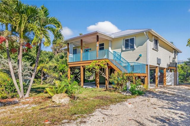 6476 Pine AVE, Sanibel, FL 33957