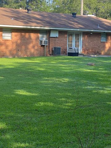 1212 Donaghey Ave., Conway, AR 72034