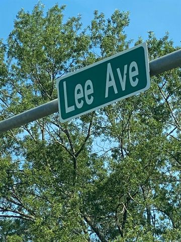 1212 Donaghey Ave., Conway, AR 72034