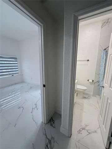 16242 SW 42nd Terrace 0, Miami, FL 33185