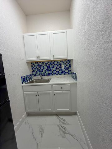 16242 SW 42nd Terrace 0, Miami, FL 33185