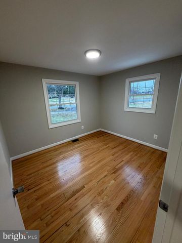 47 MCCARTY RD, Fredericksburg, VA 22405