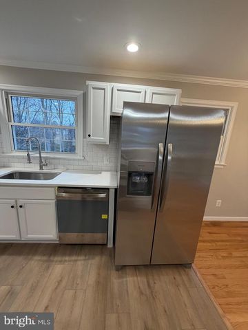 47 MCCARTY RD, Fredericksburg, VA 22405