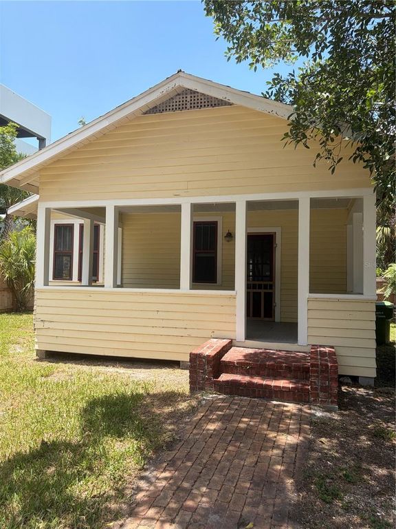 1555 7TH STREET, Sarasota, FL 34236