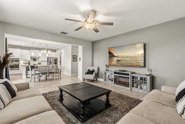 9800 LATE WAY, Groveland, FL 34736