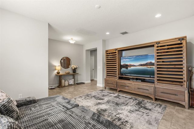 9800 LATE WAY, Groveland, FL 34736