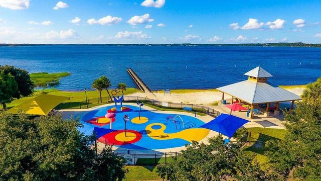 9800 LATE WAY, Groveland, FL 34736