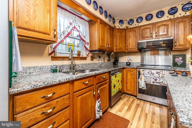 892 BOB-O-LINK LN, West Chester, PA 19382