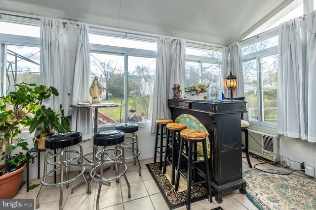 892 BOB-O-LINK LN, West Chester, PA 19382